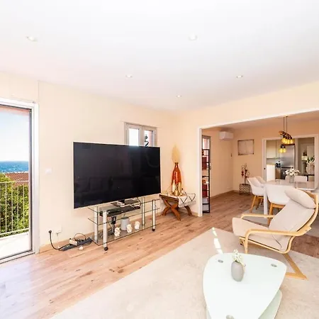 Serenity - Sea View - 2 Bedrooms, 3 Beds To 7 People