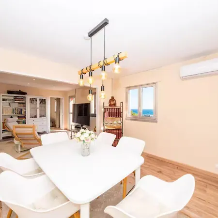 شقة Serenity - Sea View - 2 Bedrooms, 3 Beds To 7 People