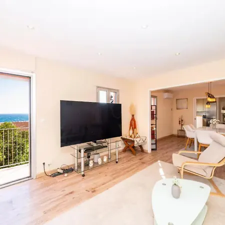 Appartement Serenity - Sea View - 2 Bedrooms, 3 Beds To 7 People *