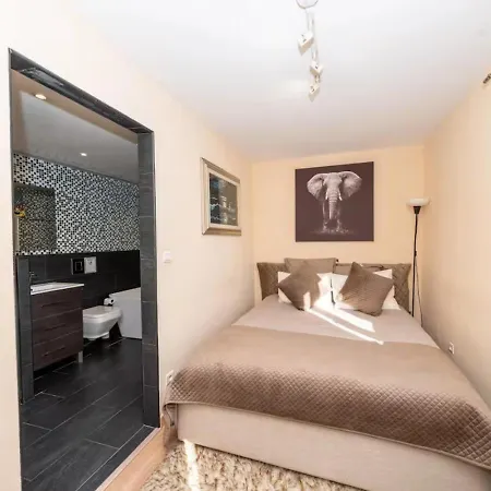 Serenity - Sea View - 2 Bedrooms, 3 Beds To 7 People شقة *