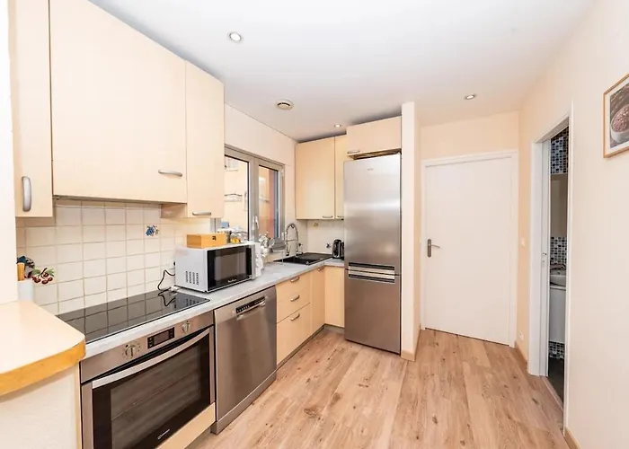 Serenity - Sea View - 2 Bedrooms, 3 Beds To 7 People 公寓