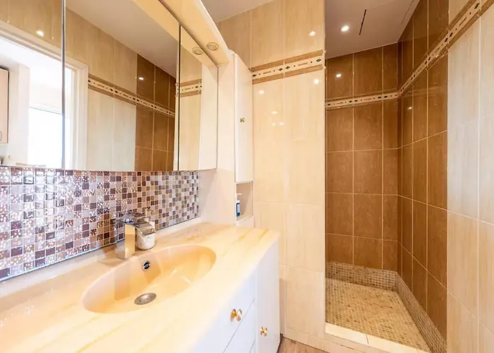 公寓 Serenity - Sea View - 2 Bedrooms, 3 Beds To 7 People *